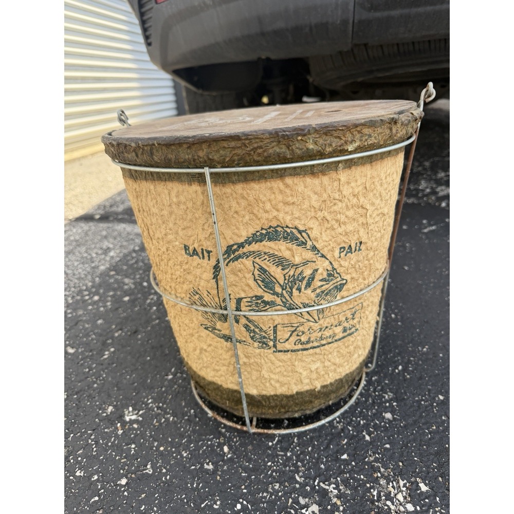 Vintage Minno-Kaddy Self Breathing Bait Pail Formar Cedarburg WI Fishing Bucket